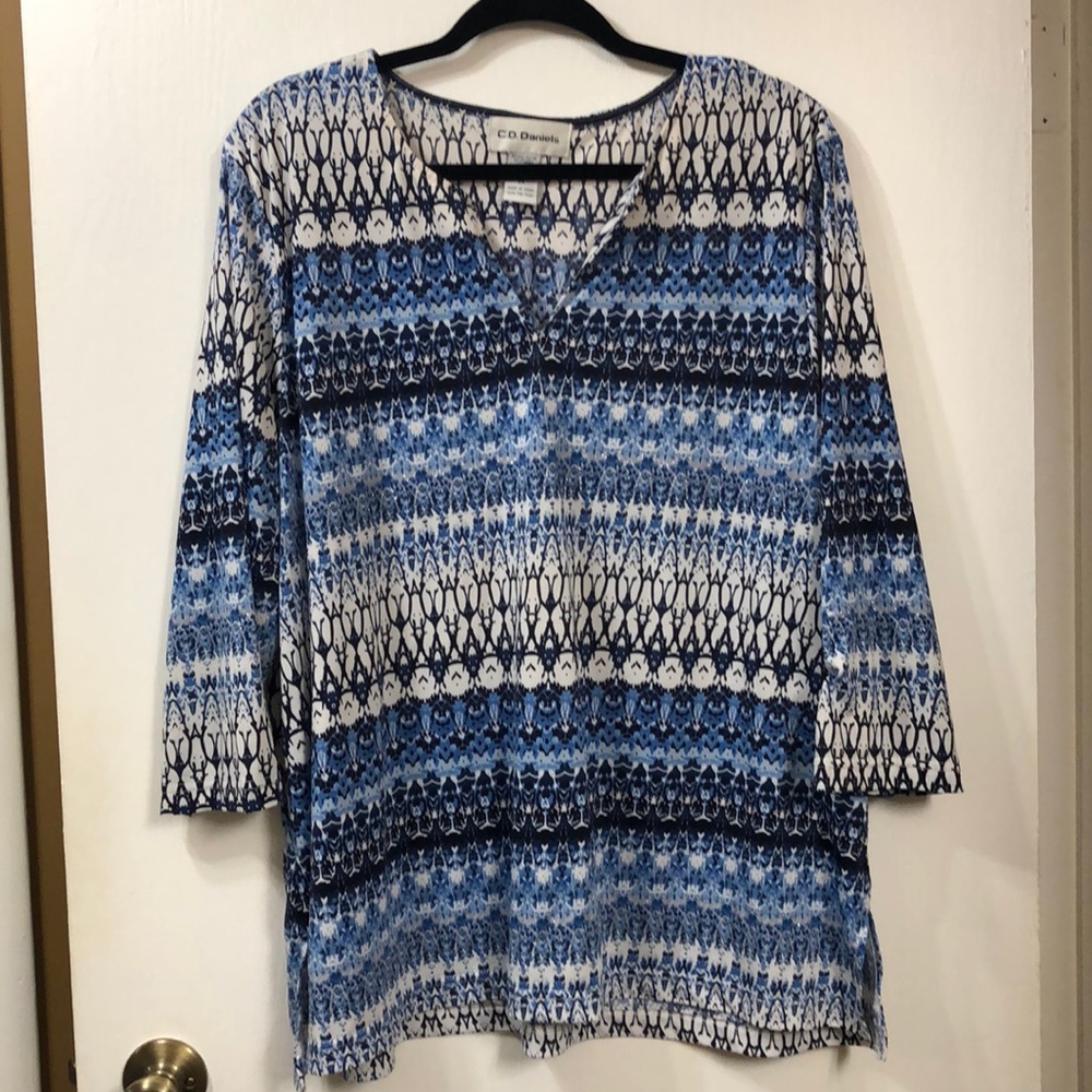 C.D. Daniels blouse size 2x